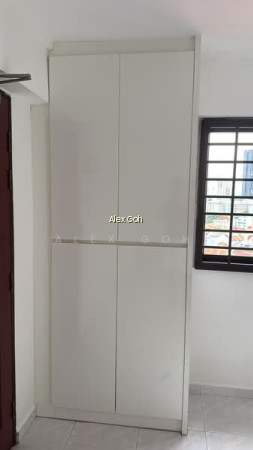 4 SAGO LANE photo 2