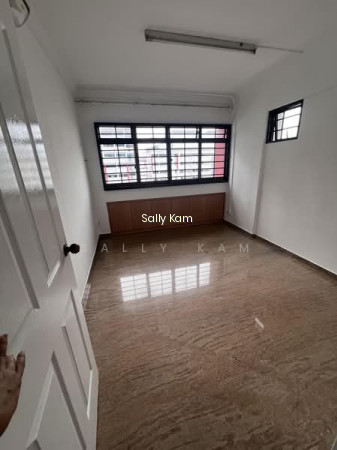 284 TOH GUAN ROAD