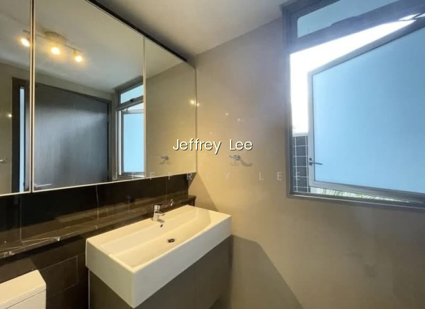 Q BAY RESIDENCES photo 4