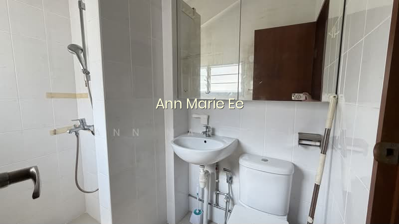 305 HOUGANG AVENUE 5 photo 6