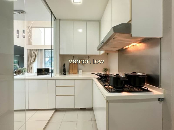 CLEMENTIWOODS CONDOMINIUM