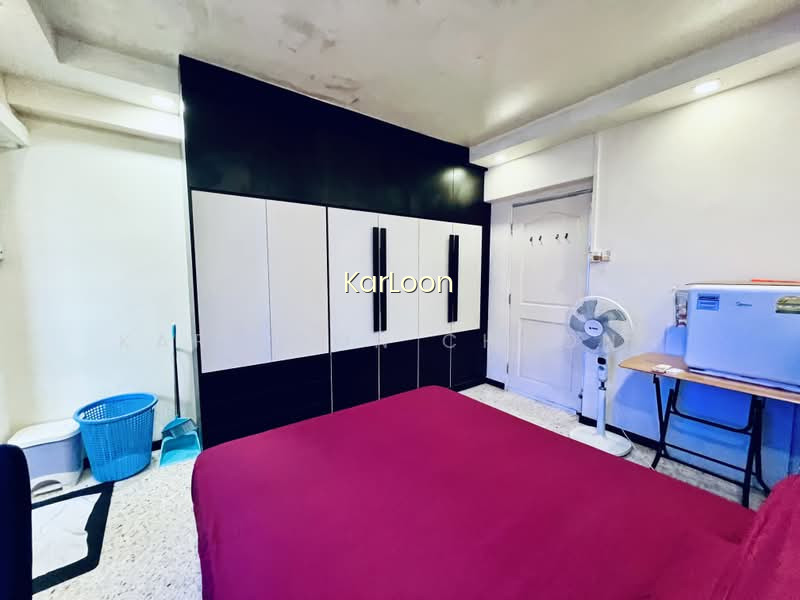 205 TAMPINES STREET 21 image 1 of 4