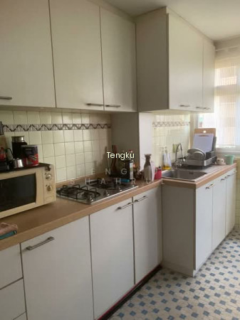 8 HOLLAND AVENUE photo 3