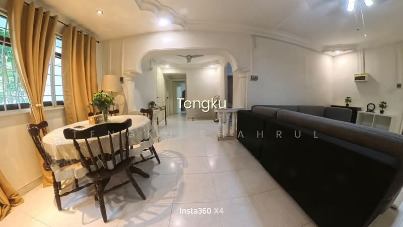 704 WOODLANDS DRIVE 40 photo 2