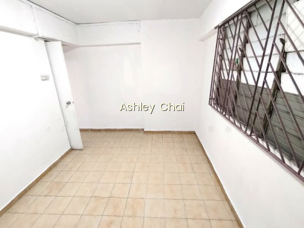 112 SERANGOON NORTH AVENUE 1 photo 2