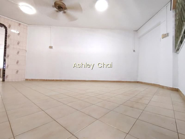 112 SERANGOON NORTH AVENUE 1 photo 3