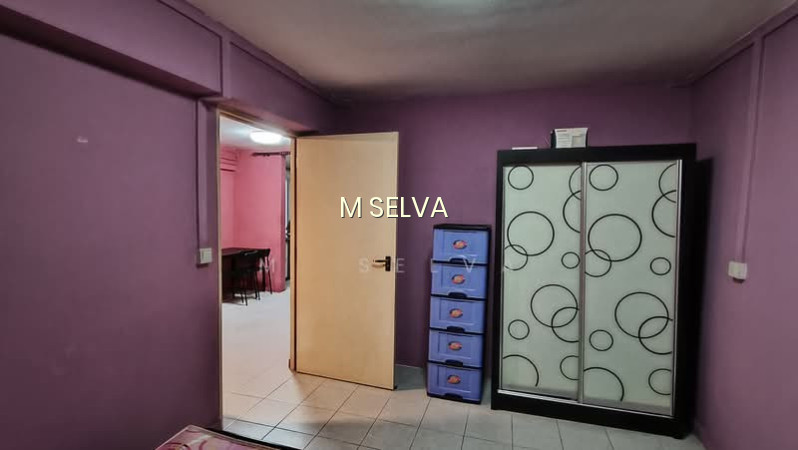174 BOON LAY DRIVE photo 6