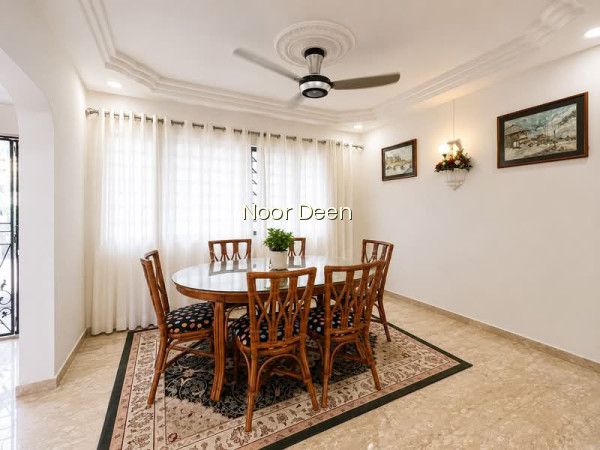 330 BUKIT BATOK STREET 33