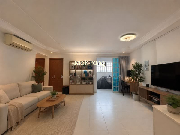 672 CHOA CHU KANG CRESCENT