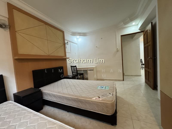 160 PASIR RIS STREET 13 photo 6