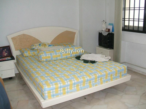 718 PASIR RIS STREET 72 photo 2