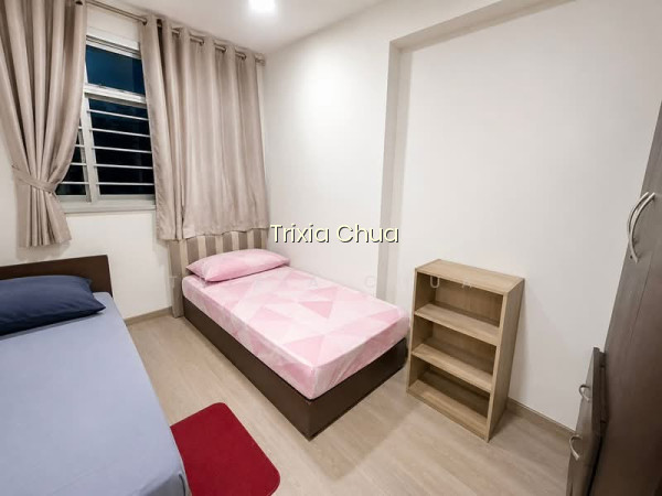 467A FERNVALE LINK photo 5