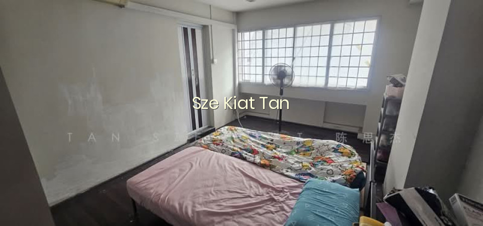 768 PASIR RIS STREET 71