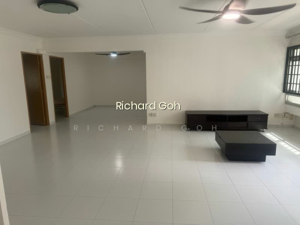 650 PASIR RIS DRIVE 10 photo 3