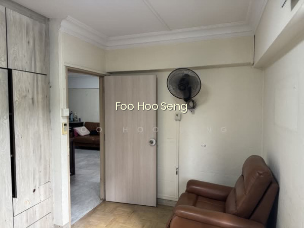 10 GLOUCESTER ROAD photo 5