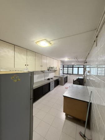 573 Cheng San Court image 1 of 10