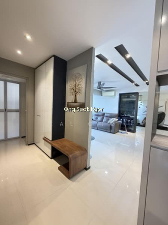 647 PASIR RIS DRIVE 10 photo 2