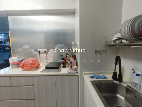 131C CANBERRA CRESCENT photo 2