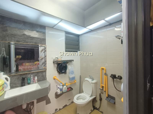 131C CANBERRA CRESCENT photo 6