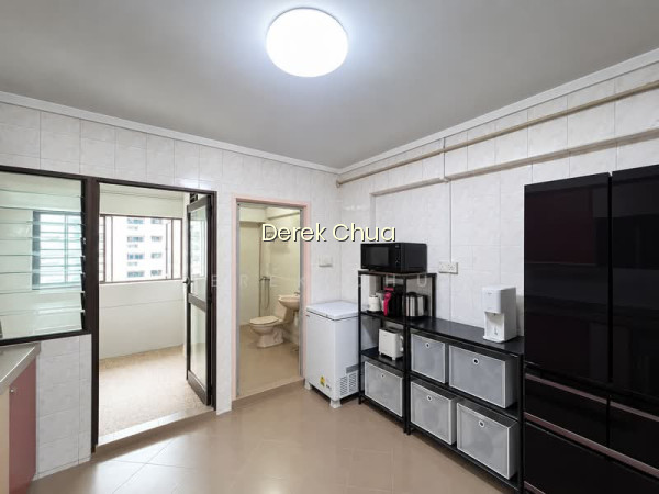 645 JURONG WEST STREET 61