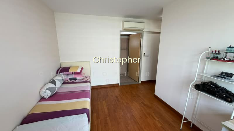 887A WOODLANDS DRIVE 50 photo 3