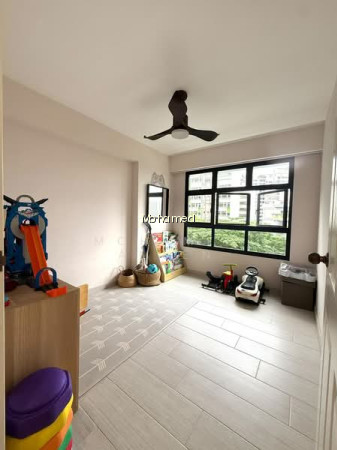 5M FLAT @ BLK 606B TAMPINES photo 3