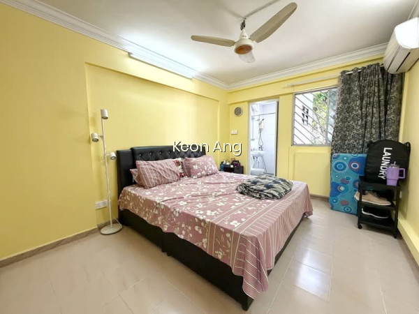 209 SERANGOON CENTRAL