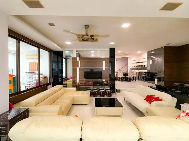 Eminence Landed - Serangoon Garden - Tai Yuan Garden Semi D for Sales image 1 of 10