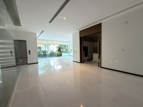 RESIDENCES @ EMERALD HILL photo 3