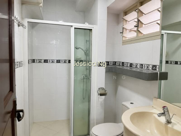 466A SEMBAWANG DRIVE photo 6