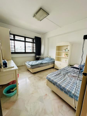 368 CORPORATION DRIVE photo 2