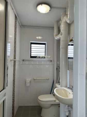 319 WOODLANDS STREET 31 photo 3