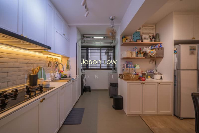 112A ALKAFF CRESCENT photo 3