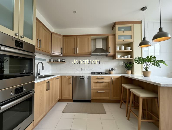 SPACIOUS EXECUTIVE APARTMENT 4 BEDROOMS NEAR BUKIT BATOK MRT photo 6