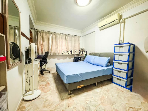 716 PASIR RIS STREET 72 photo 4