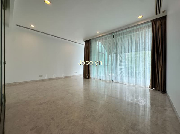 LARGE RMS, QUIET HOOD, LOVELY COMMUNITY - DUCHESS RES photo 3