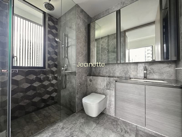 LEEDON GREEN photo 4