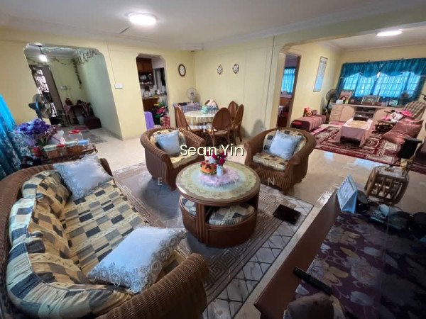 169 HOUGANG AVENUE 1