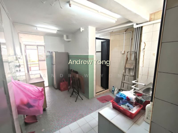 57 LORONG 5 TOA PAYOH photo 3