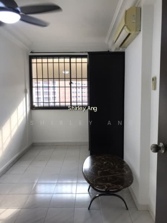 864 TAMPINES STREET 83