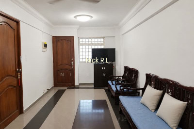 621 ANG MO KIO AVENUE 9 photo 3