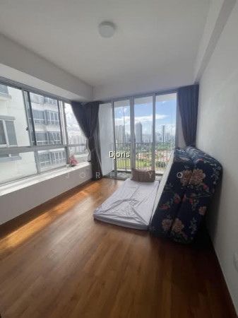 The Parc Condominium image 1 of 10