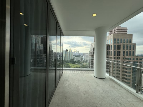CENTENNIA SUITES photo 6