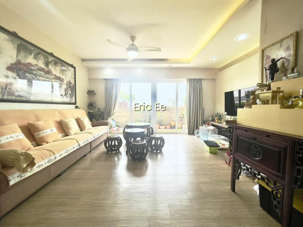 628 Hougang Avenue 8 image 1 of 10