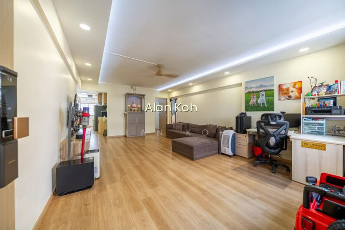 144 TAMPINES STREET 12