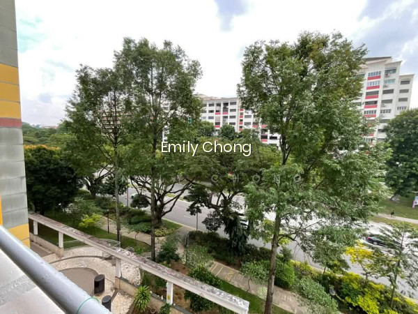 180 ANG MO KIO AVENUE 5 photo 4