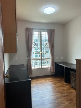 YISHUN EMERALD
