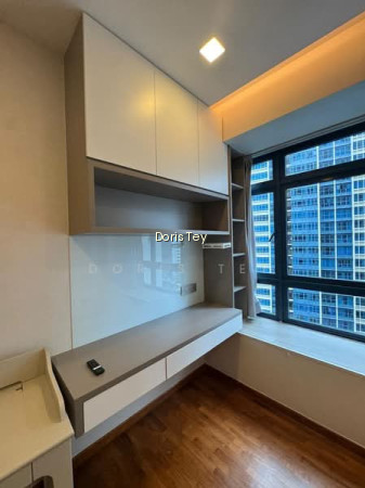 CITY SQUARE RESIDENCES
