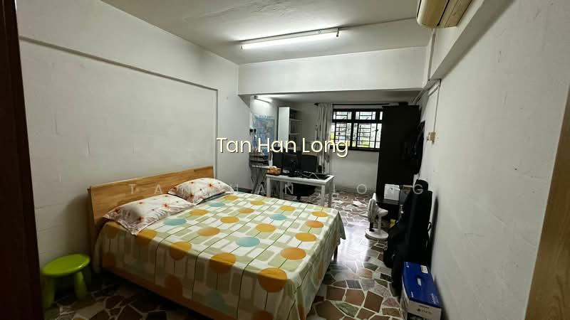 320 ANG MO KIO AVENUE 1
