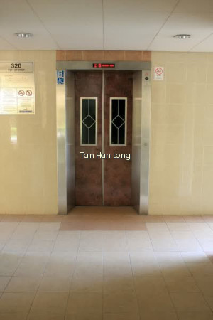 320 ANG MO KIO AVENUE 1 photo 5